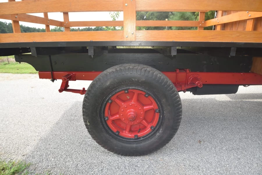 International Harvester Pickup - Image 7 of 28