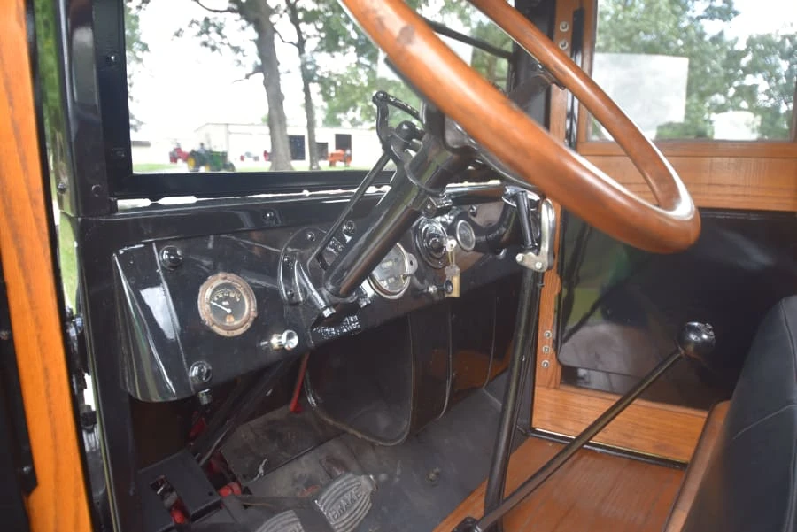 International Harvester Pickup - Image 21 of 28