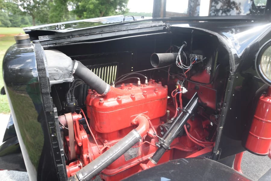 International Harvester Pickup - Image 28 of 28