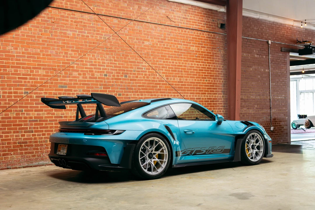 2024 Porsche 992 GT3 RS - Image 25 of 31