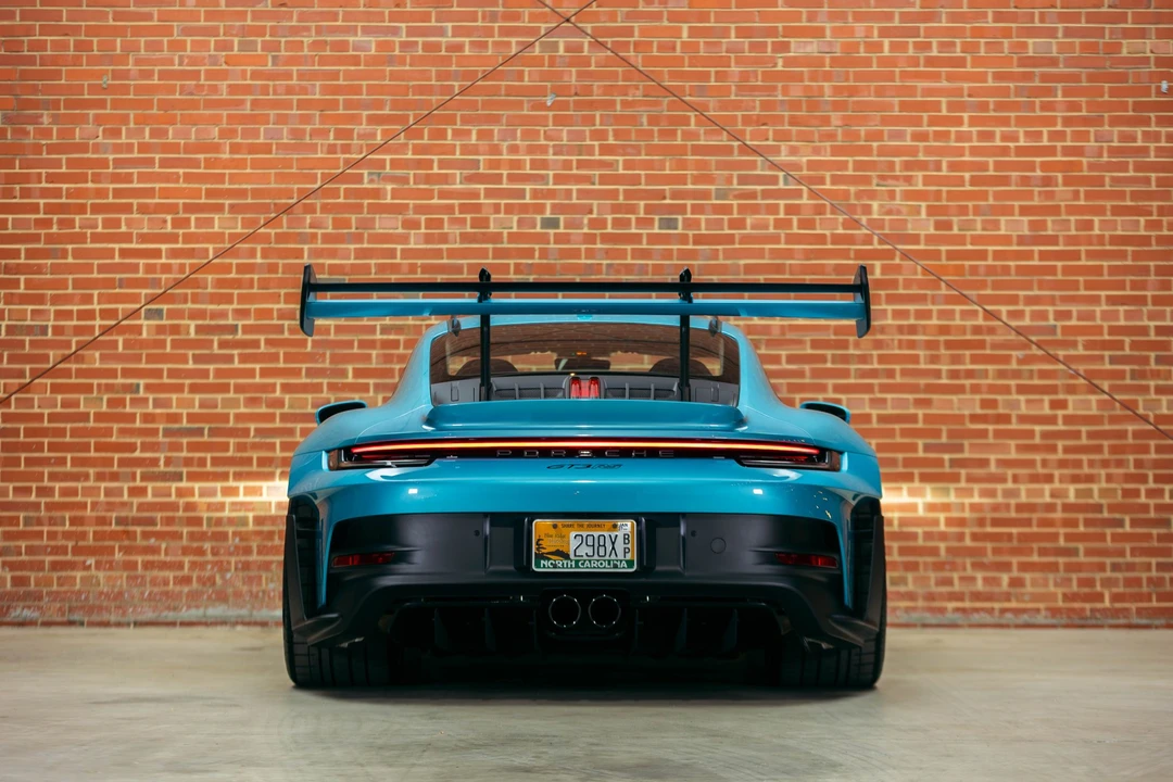 2024 Porsche 992 GT3 RS - Image 16 of 31