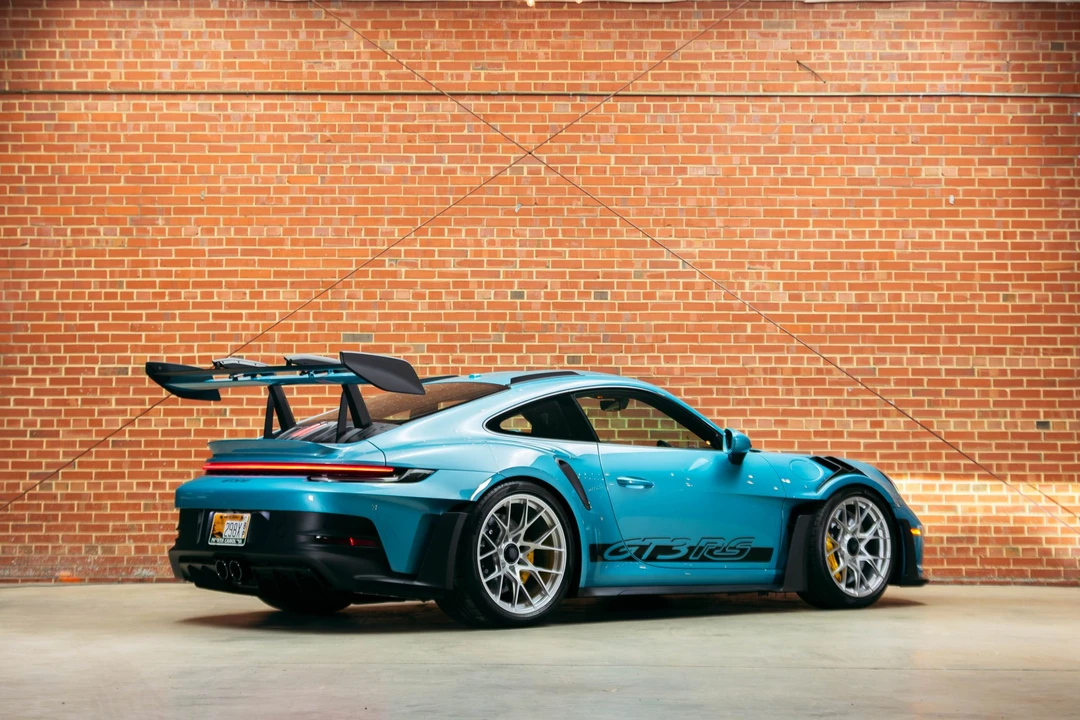2024 Porsche 992 GT3 RS - Image 15 of 31