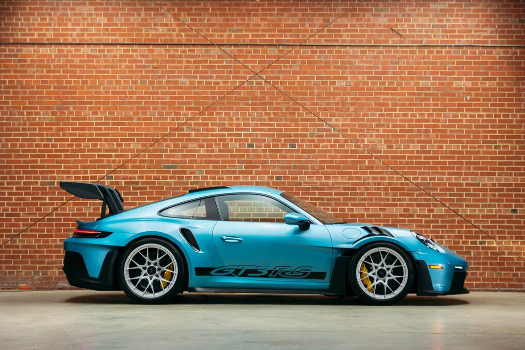2024 Porsche 992 GT3 RS - Image 13 of 31