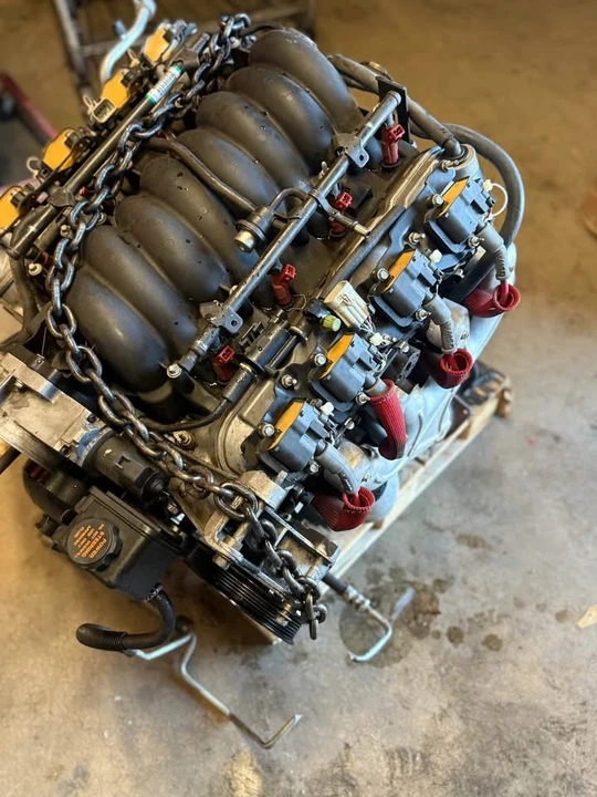 2003 Parts & Memorabilia Engines - Image 2 of 7