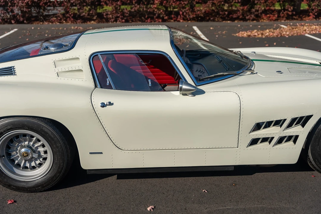 Iso Grifo - Image 31 of 31