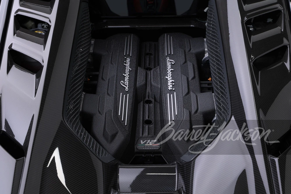 2024 Lamborghini Revuelto - Image 5 of 31
