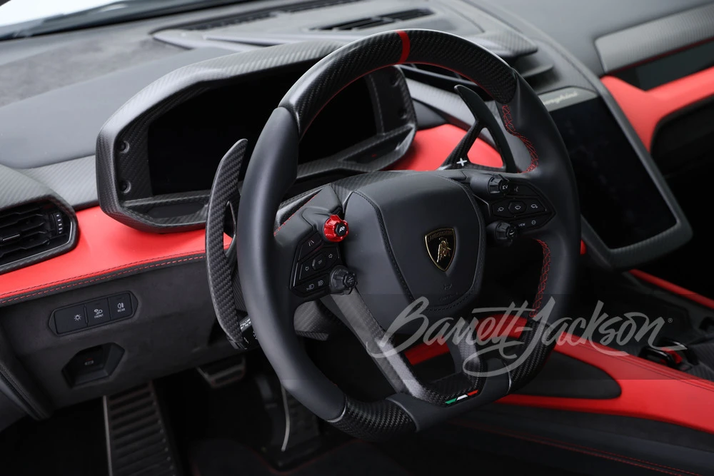 2024 Lamborghini Revuelto - Image 21 of 31