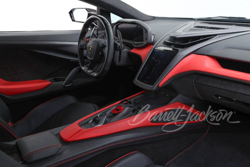 2024 Lamborghini Revuelto - Image 13 of 31