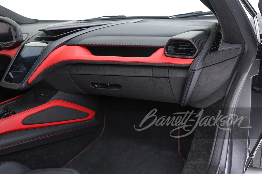 2024 Lamborghini Revuelto - Image 16 of 31