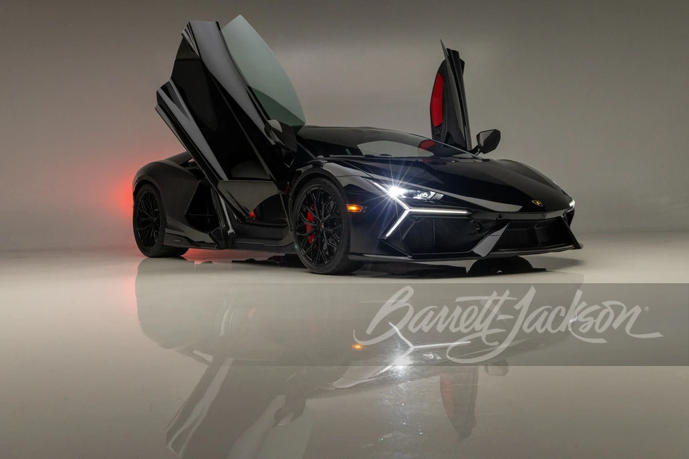 2024 Lamborghini Revuelto - Image 31 of 31