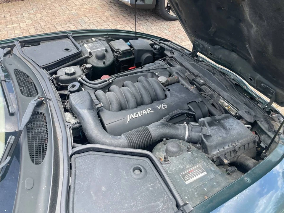 1997 Jaguar X100 XK8 - Image 12 of 12