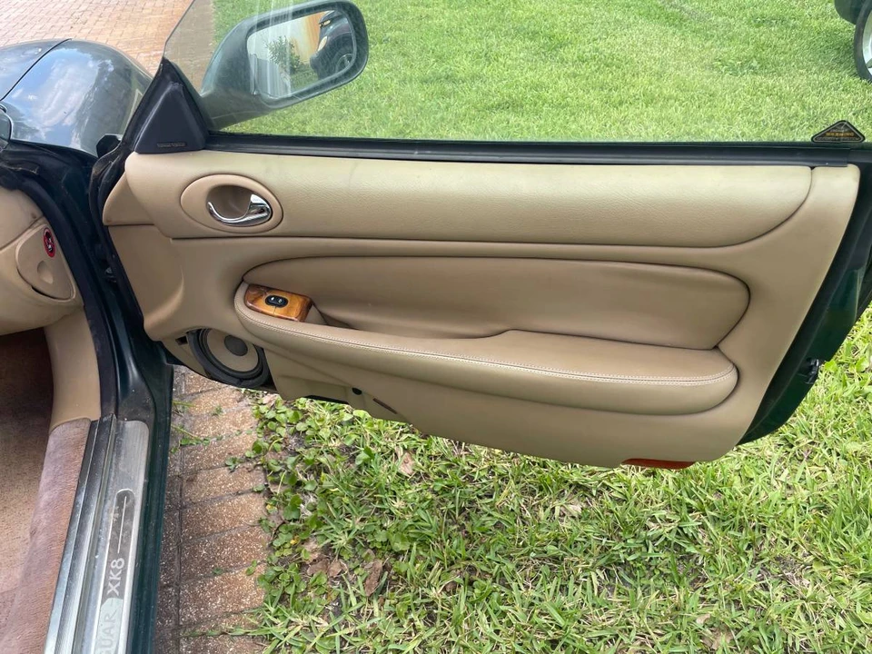 1997 Jaguar X100 XK8 - Image 8 of 12