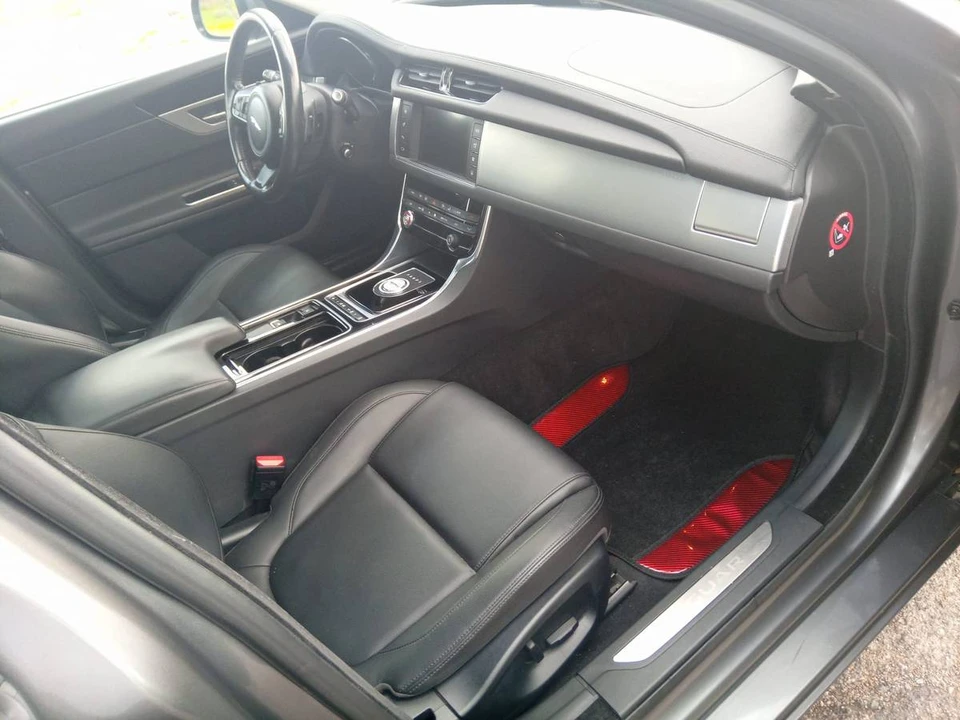 2016 Jaguar X260 XF - Image 7 of 20