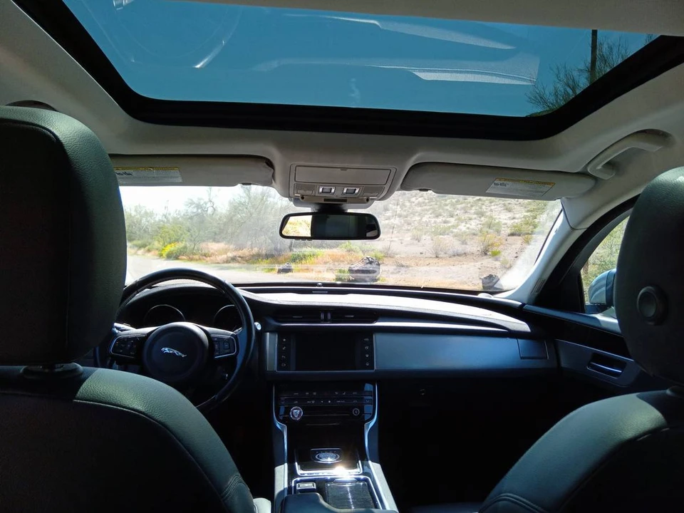 2016 Jaguar X260 XF - Image 14 of 20