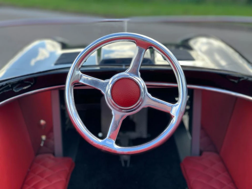 Jaguar Replica - Image 11 of 26