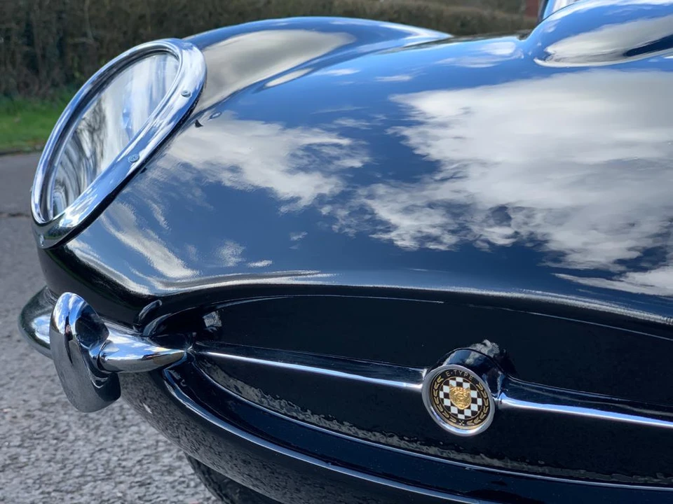 Jaguar Replica - Image 9 of 26