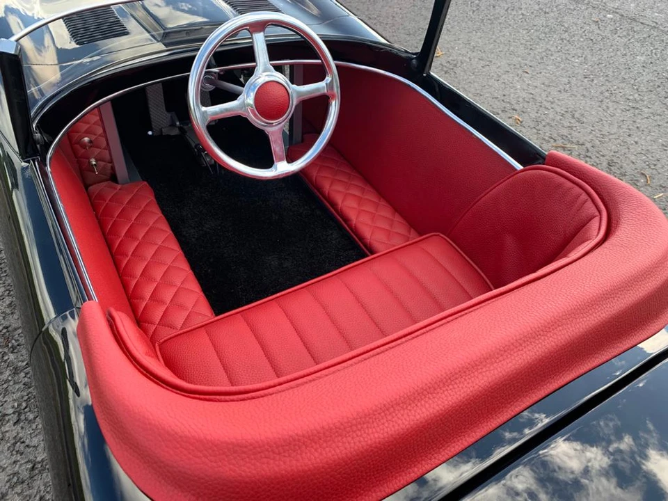 Jaguar Replica - Image 15 of 26