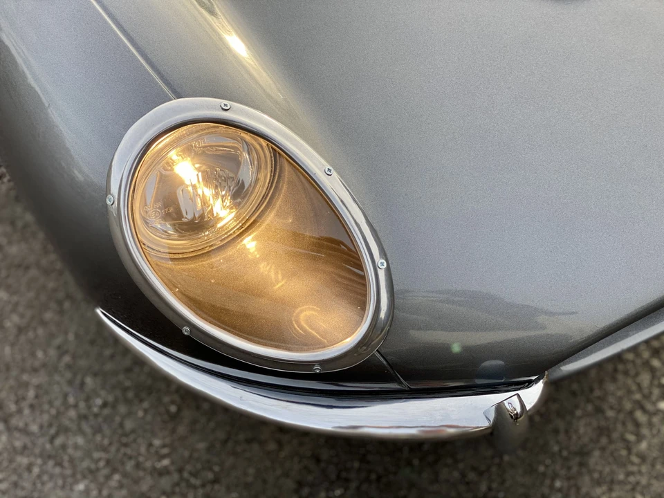 Jaguar Replica - Image 9 of 30