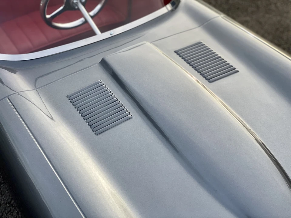 Jaguar Replica - Image 10 of 30