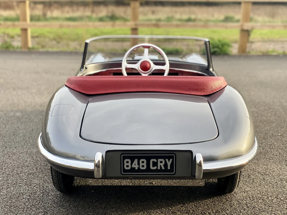 Jaguar Replica - Image 20 of 30