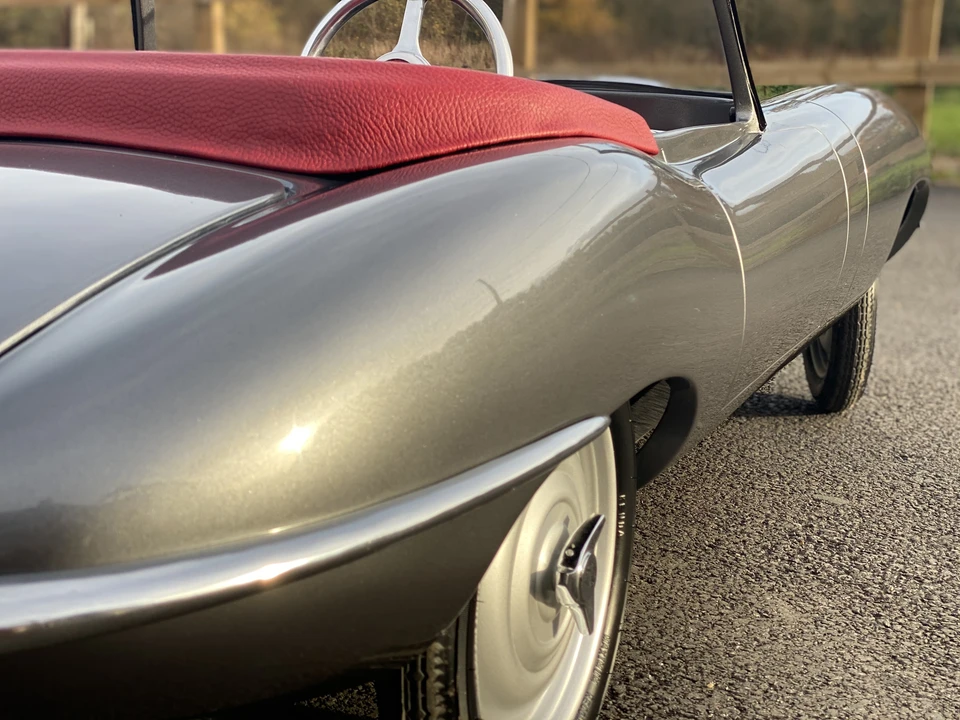 Jaguar Replica - Image 24 of 30