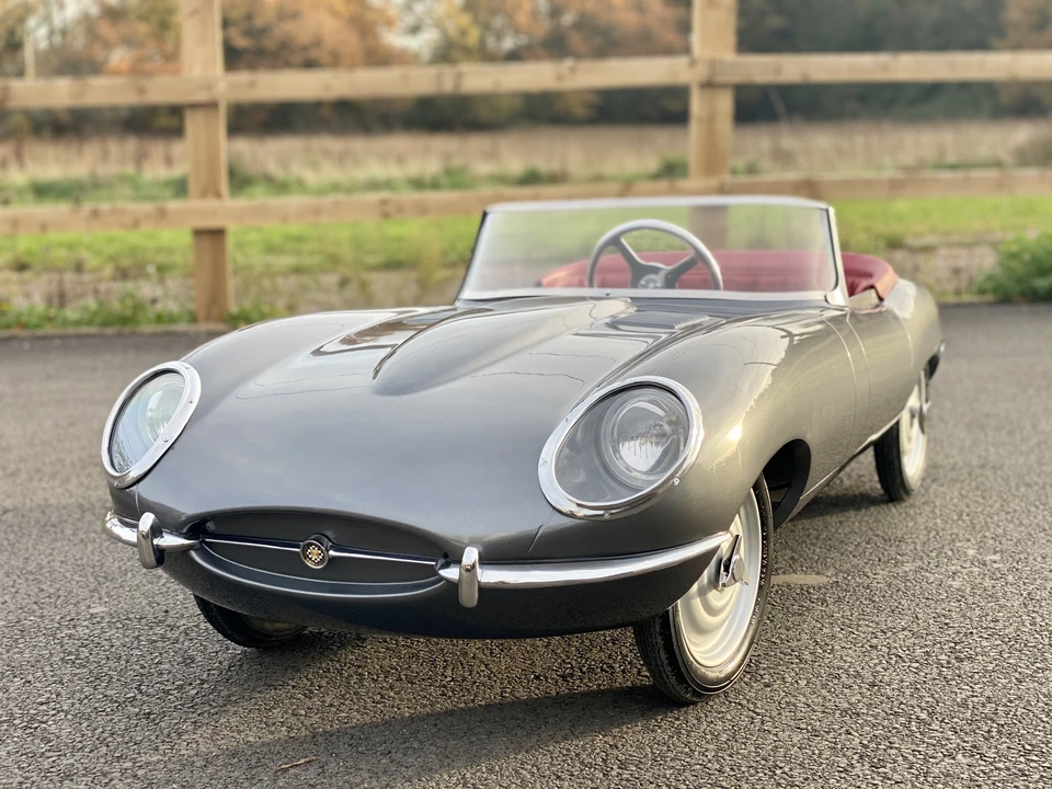Jaguar Replica - Image 29 of 30