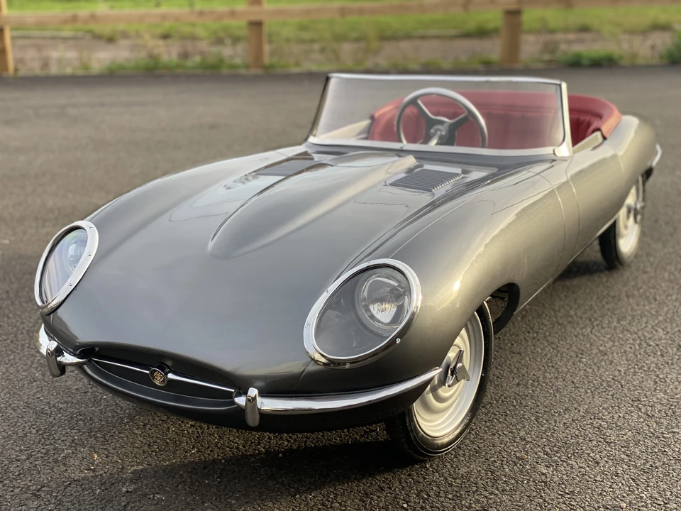 Jaguar Replica - Image 30 of 30