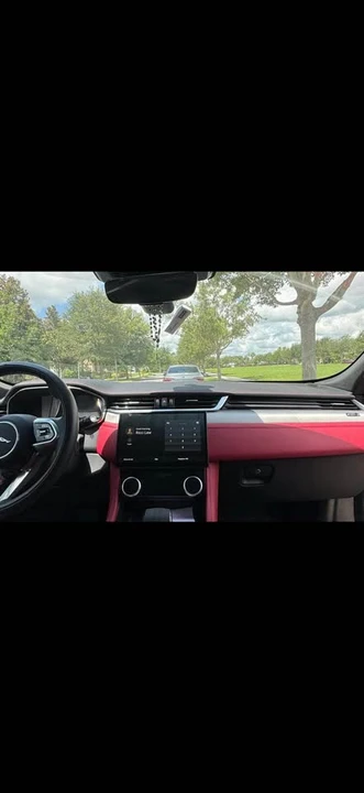 2024 Jaguar F-Pace - Image 6 of 8