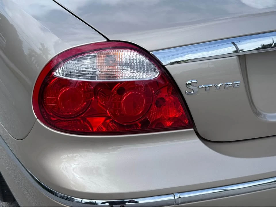 2005 Jaguar S-Type 2nd Gen - Image 7 of 10