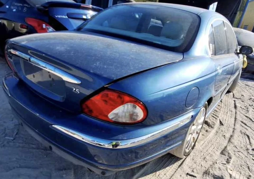2002 Jaguar X-Type - Image 9 of 10