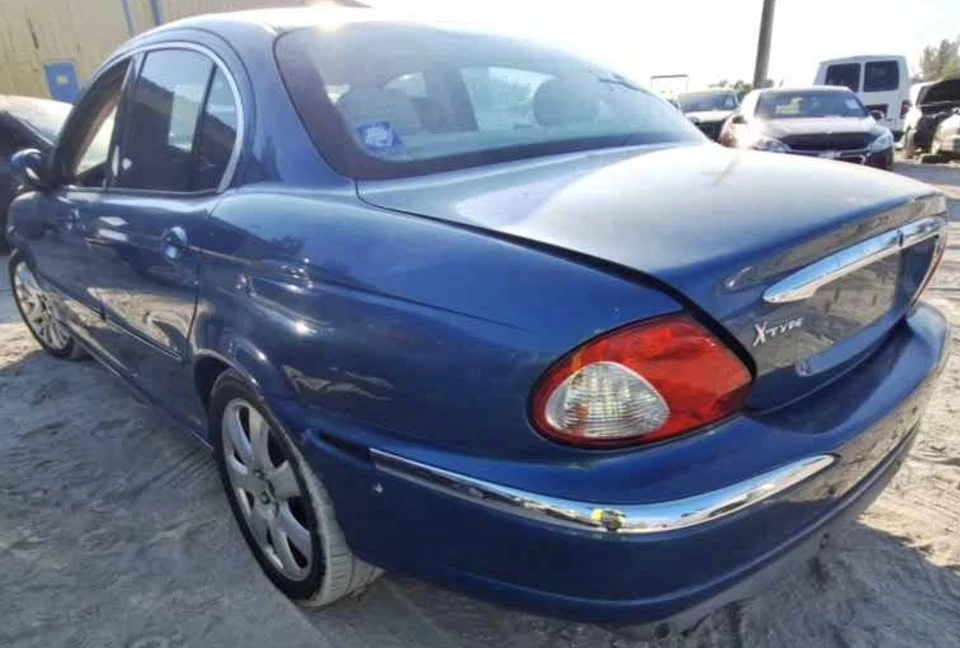 2002 Jaguar X-Type - Image 10 of 10