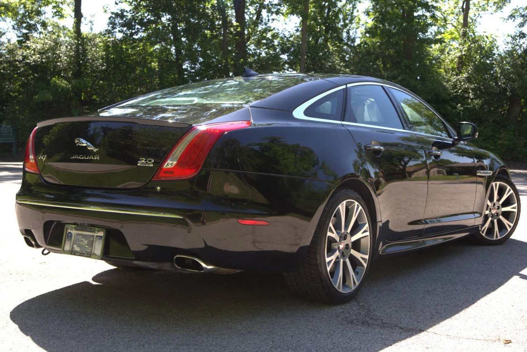 2015 Jaguar X351 XJ - Image 2 of 19