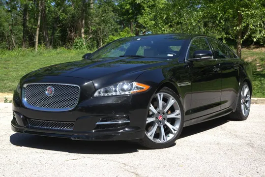 2015 Jaguar XJ Sports Package
