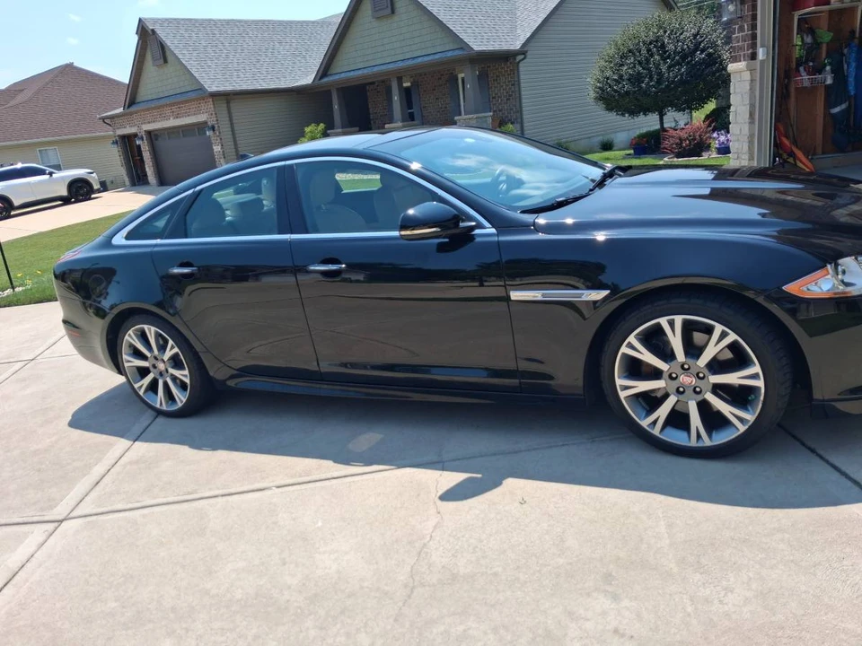 2015 Jaguar X351 XJ - Image 5 of 19