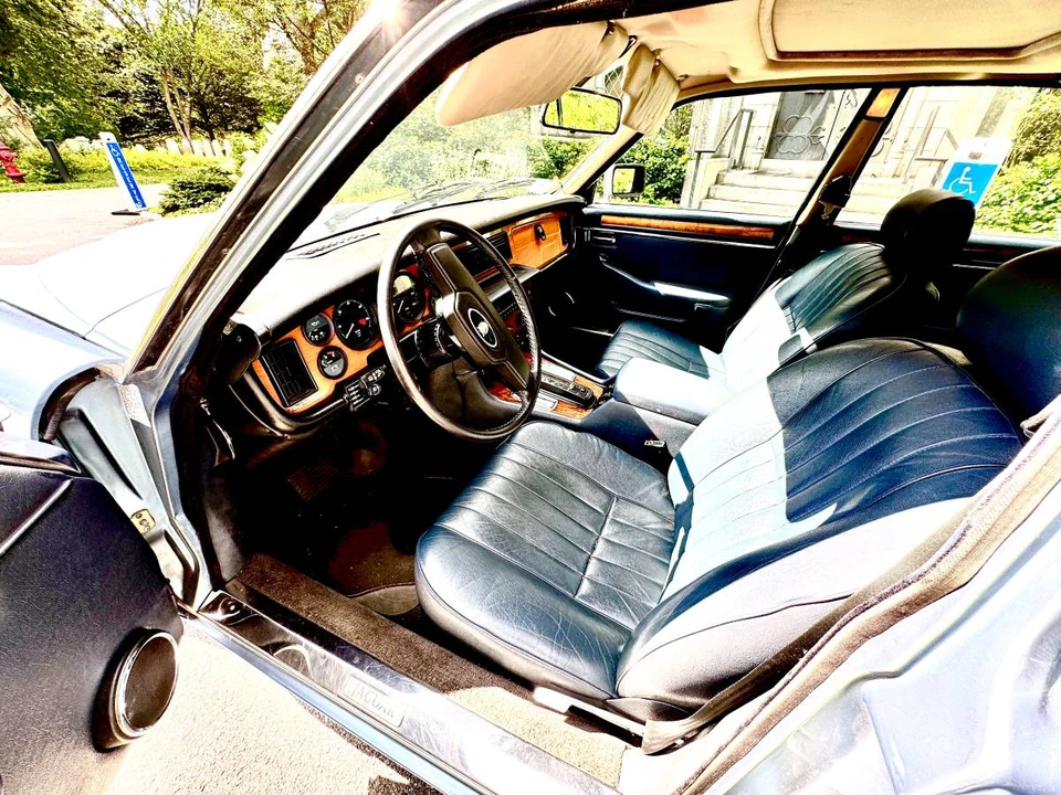 1987 Jaguar XJ Series 3 - Image 7 of 10