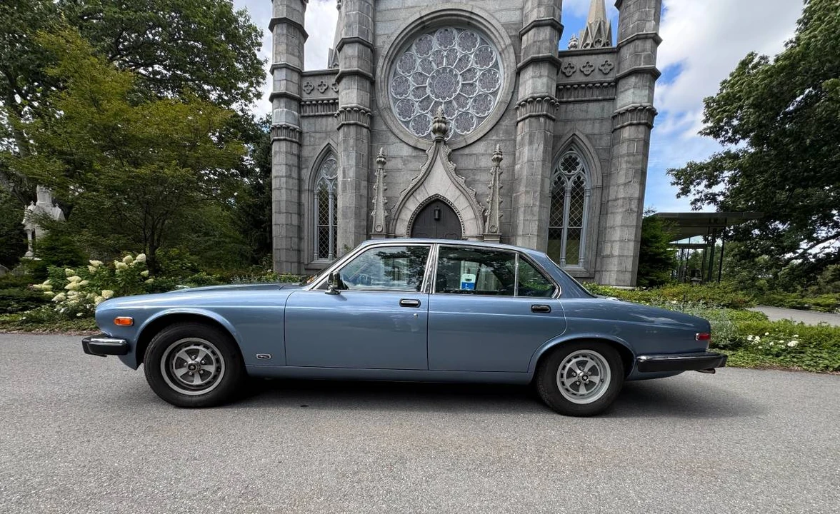 1987 Jaguar XJ Series 3 - Image 3 of 10