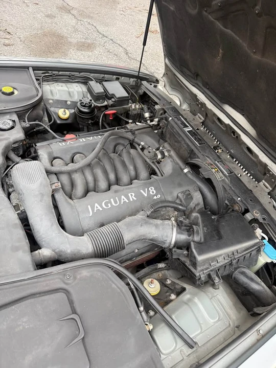 2003 Jaguar X308 XJ - Image 3 of 9
