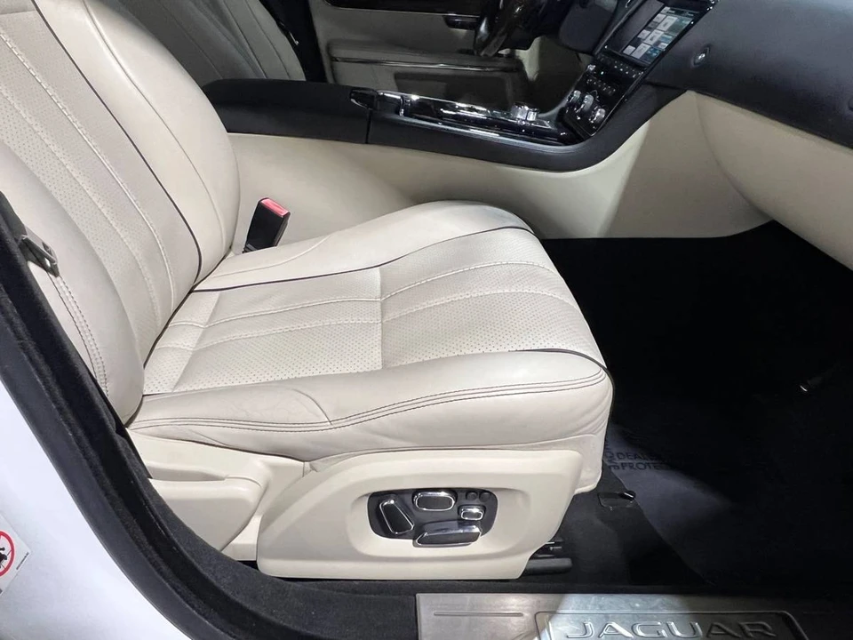 2015 Jaguar X351 XJ - Image 5 of 12
