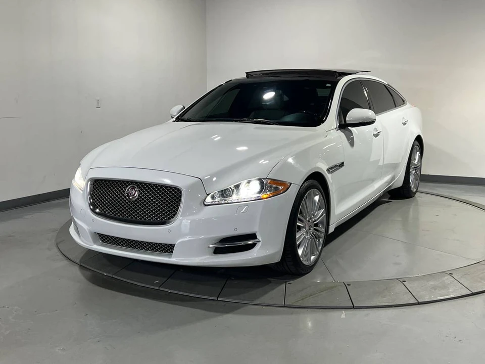 2015 Jaguar X351 XJ - Image 12 of 12