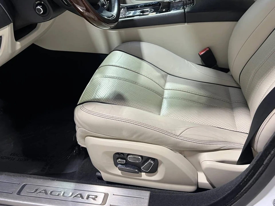 2015 Jaguar X351 XJ - Image 8 of 12