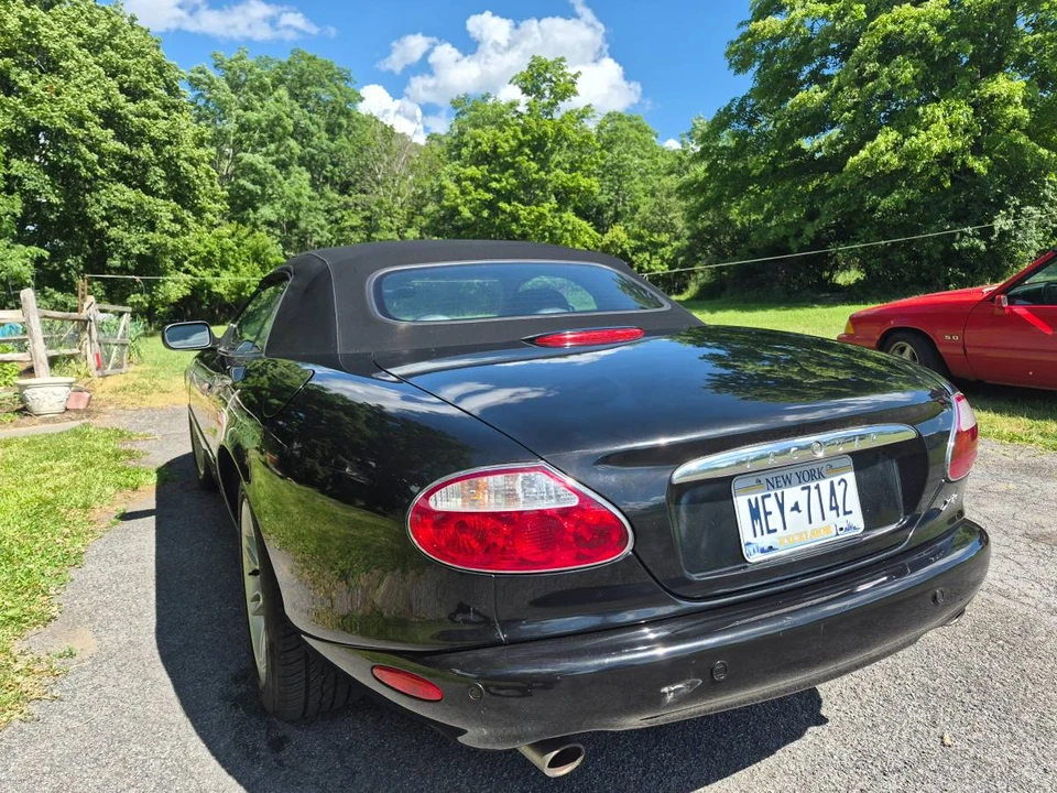 2001 Jaguar X100 XK8 - Image 4 of 11