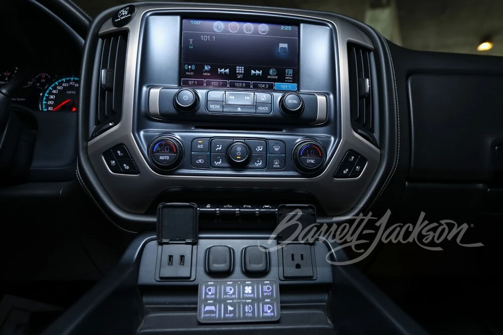 2018 GMC Sierra 4th Gen - Image 13 of 31
