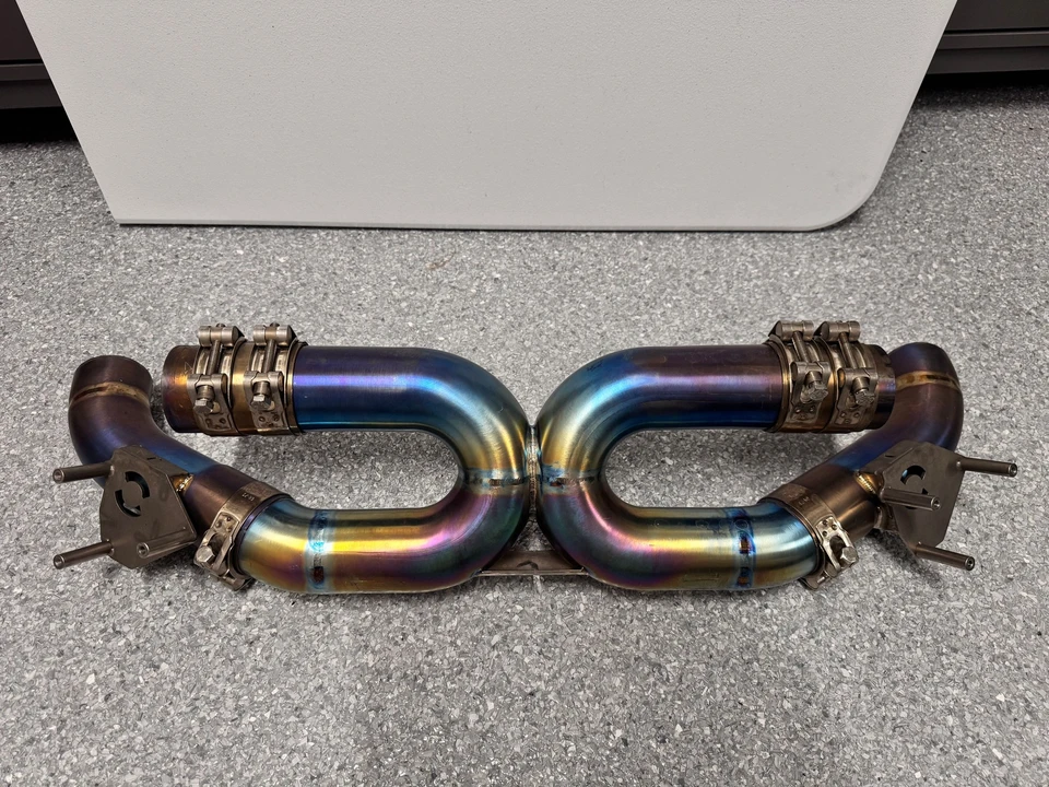 Parts & Memorabilia Mechanical Components - Image 2 of 3