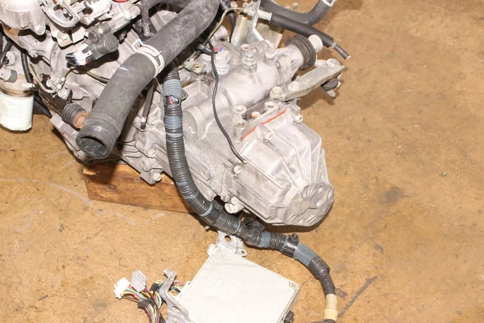 2003 Parts & Memorabilia Engines - Image 5 of 9