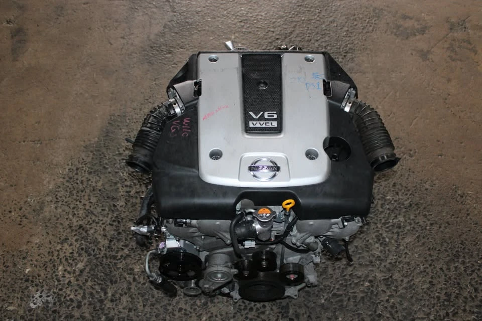Parts & Memorabilia Engines - Image 2 of 7