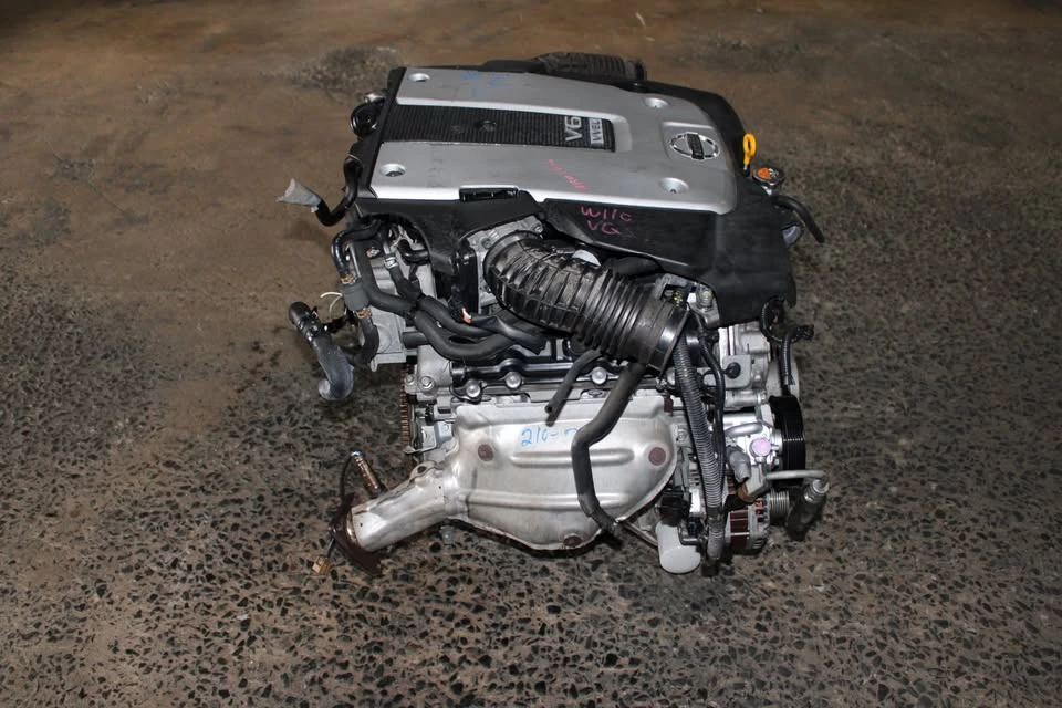 Parts & Memorabilia Engines - Image 6 of 7