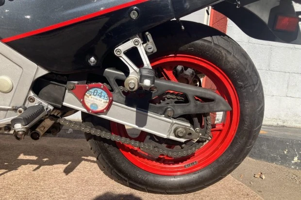 1986 Kawasaki Ninja - Image 6 of 6