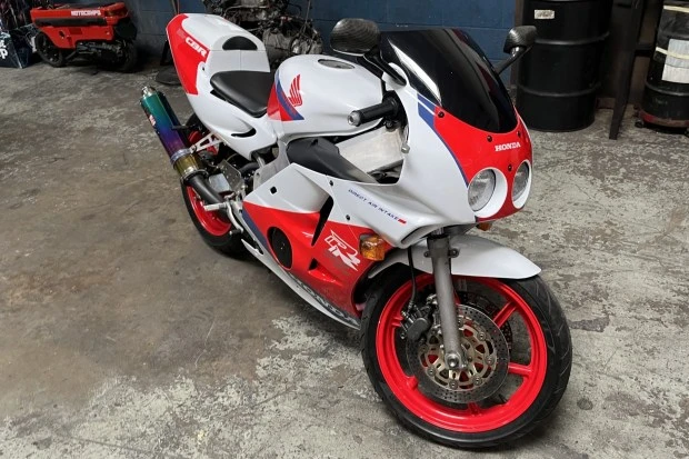 1990 Honda CBR - Image 3 of 6