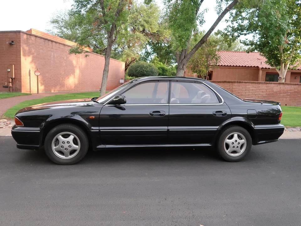 1991 Mitsubishi Diamante 1st Gen - Image 15 of 31