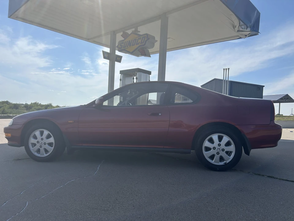1992 Honda Prelude 4th Gen - Image 16 of 31